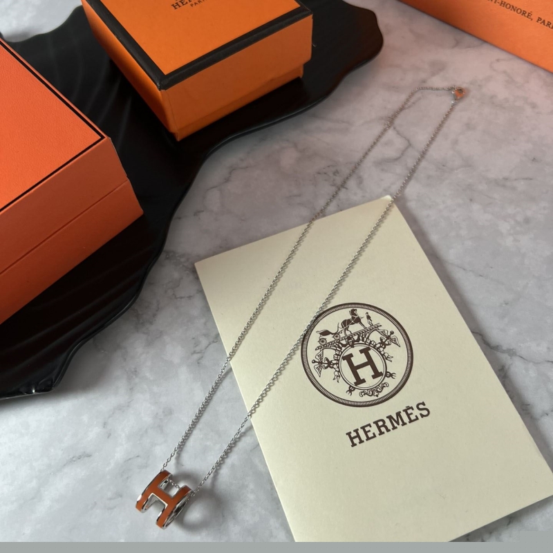 H**mes necklaces